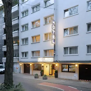 3* ホテル ベルビュー